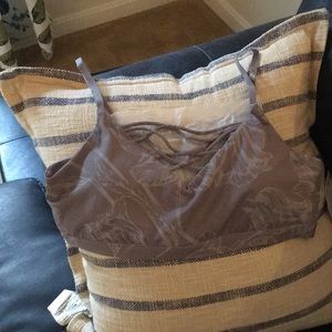 Fabletics Strappy Bra Top in size XXL